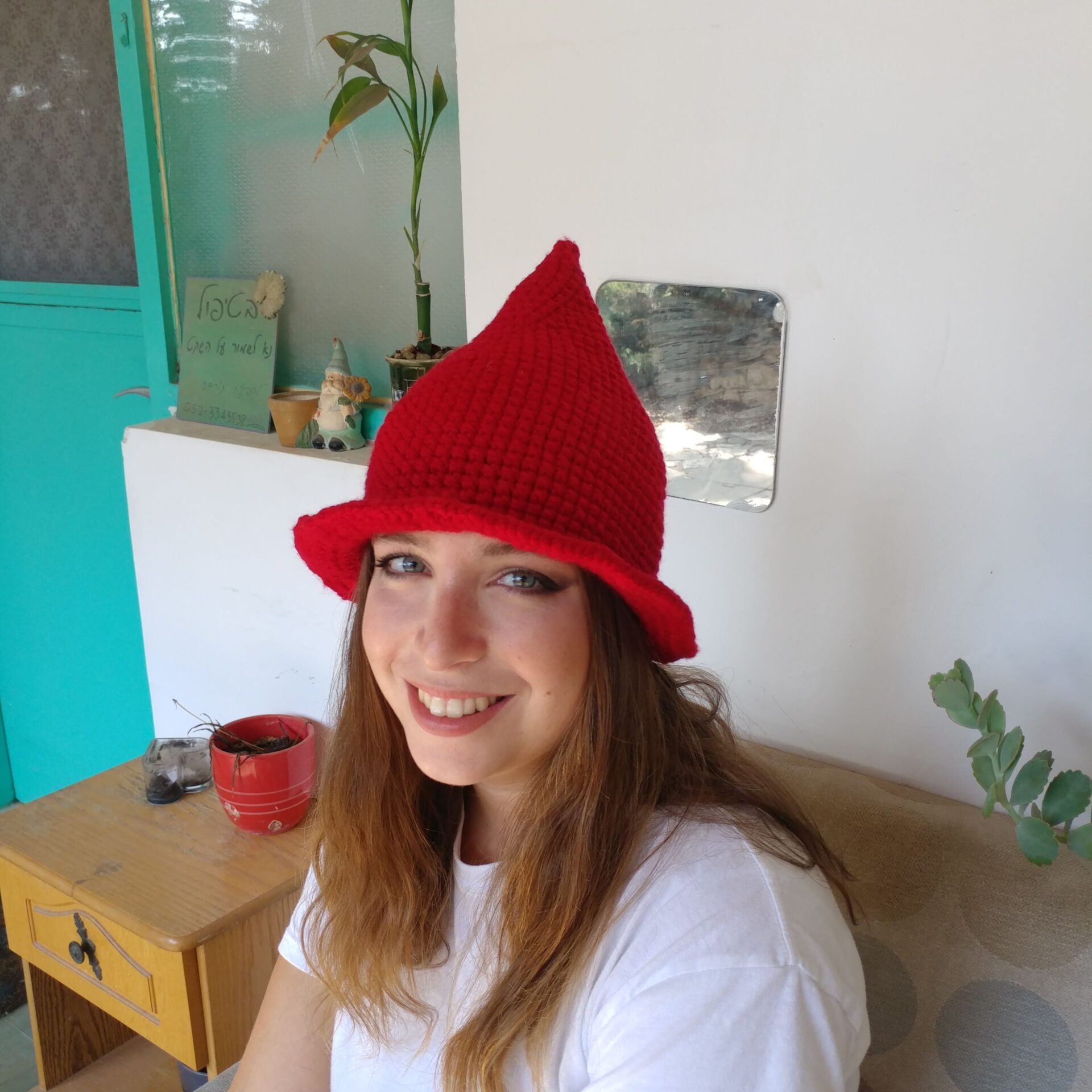 אניה - כובע פייה שדונית מכשפה קוסמת סרוג בעבודת יד – תמונה 6