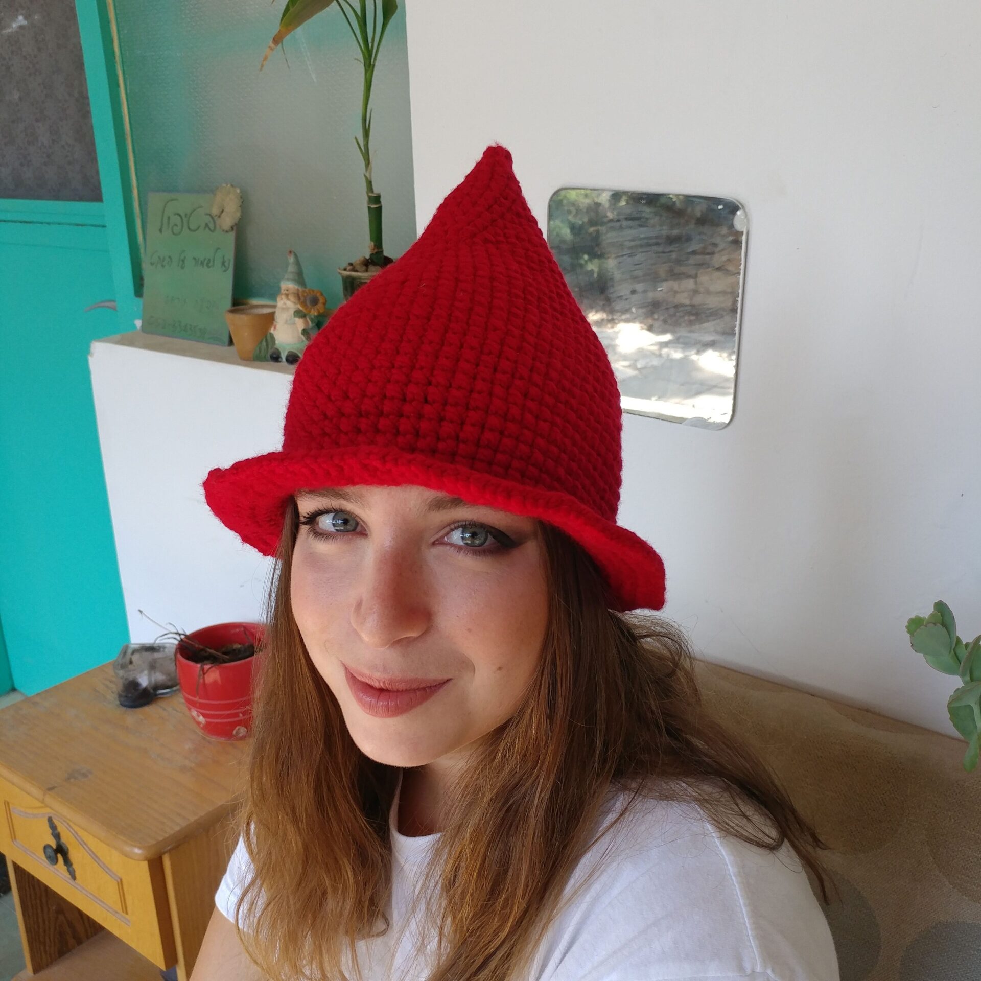 אניה - כובע פייה שדונית מכשפה קוסמת סרוג בעבודת יד – תמונה 5